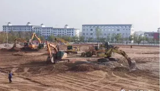平整场地是指厚度在多少以内的就地挖填找平(1)