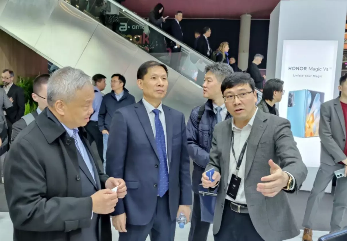 华为荣耀最新款手机是哪款2023(6)