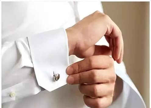 妙招姐的生活小窍门衣服染色了怎么办(6)