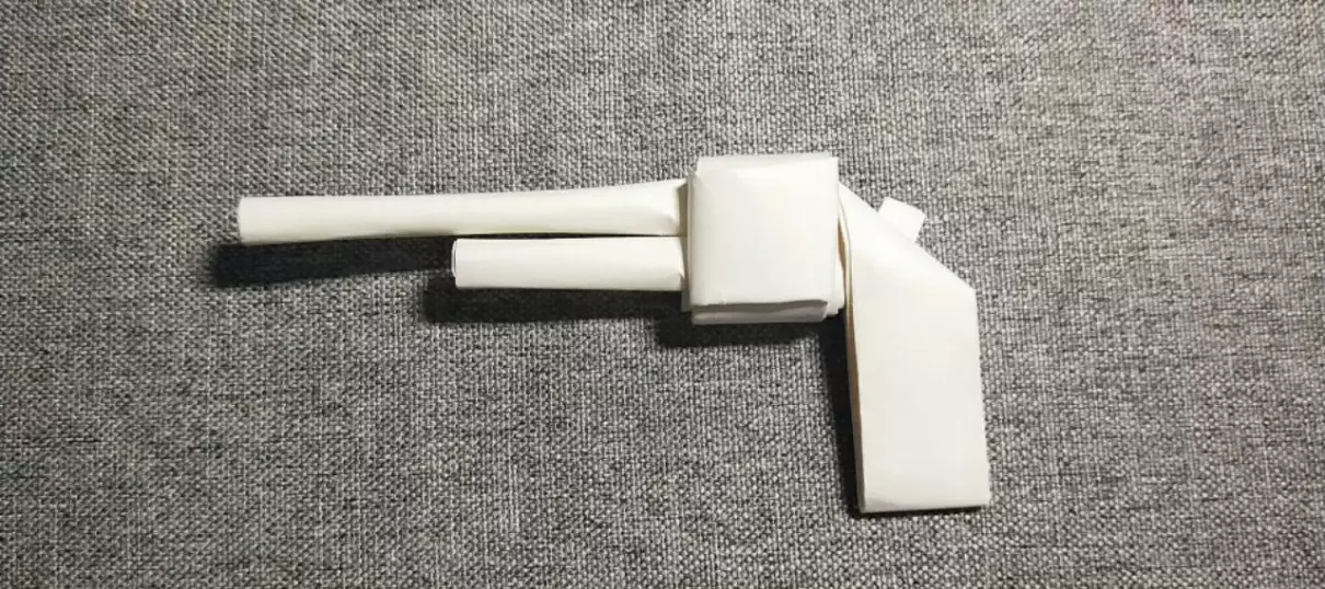 用纸做枪怎么做(1)