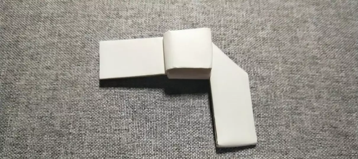 用纸做枪怎么做(25)
