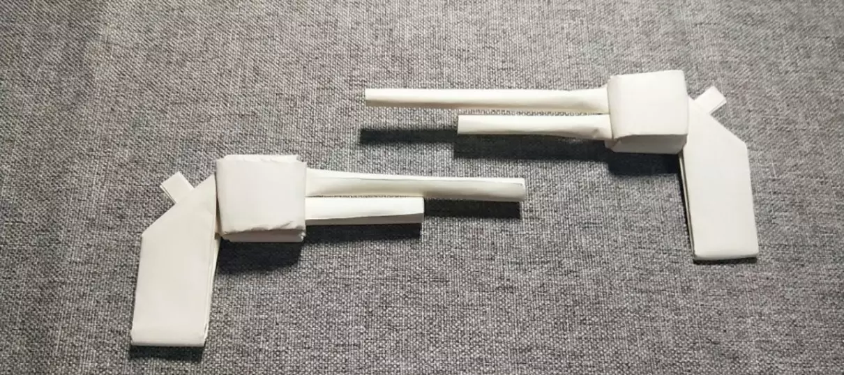 用纸做枪怎么做(3)