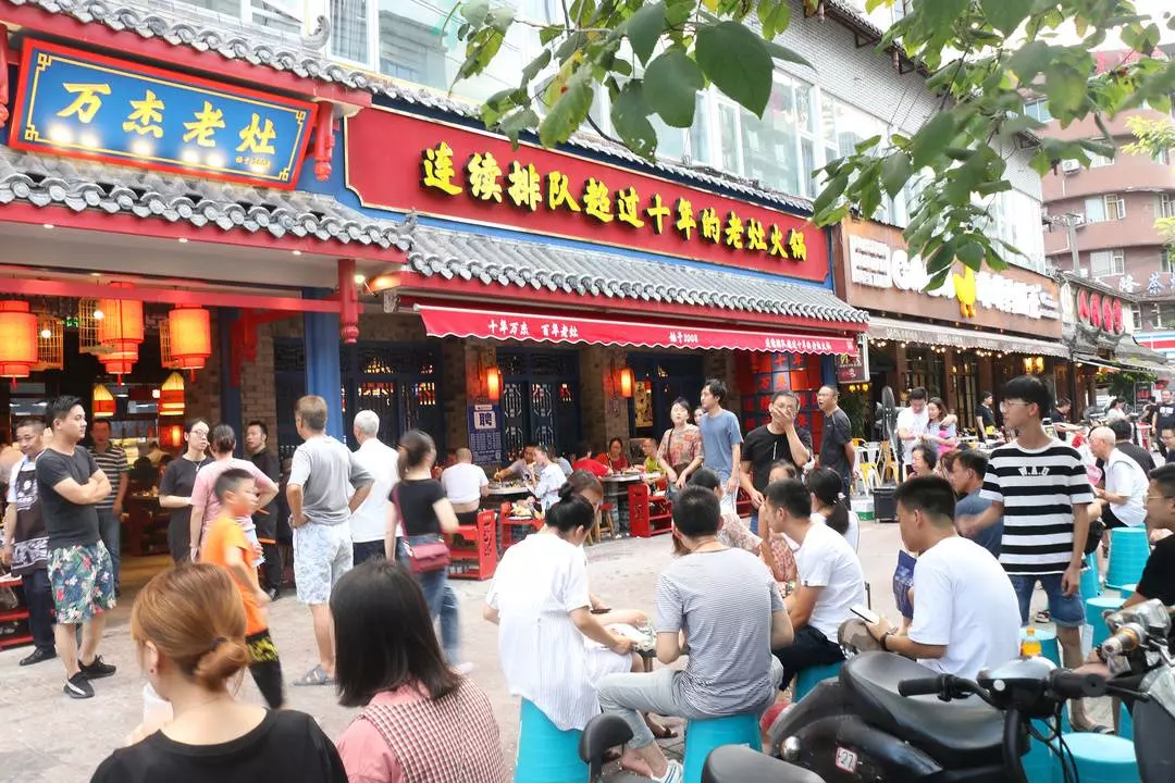 嘎嘎鸭脑壳全国有多少家门店(1)