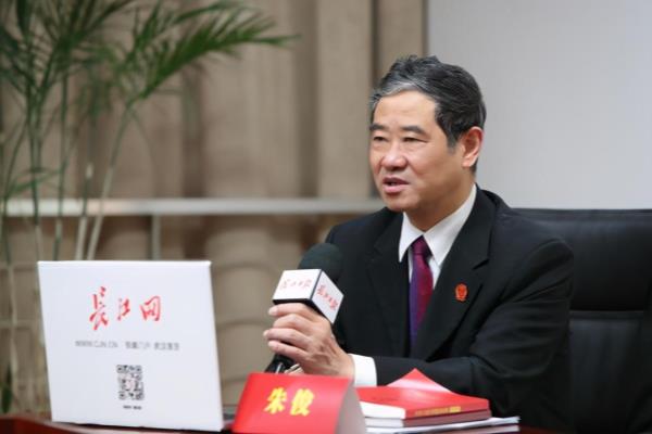 小区电梯广告费属于物业还是业主所有.