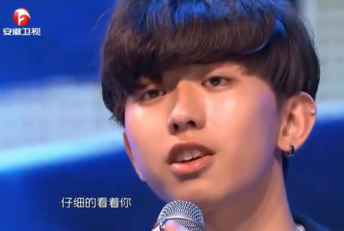 蔡徐坤当初是怎么进入娱乐圈的(3)