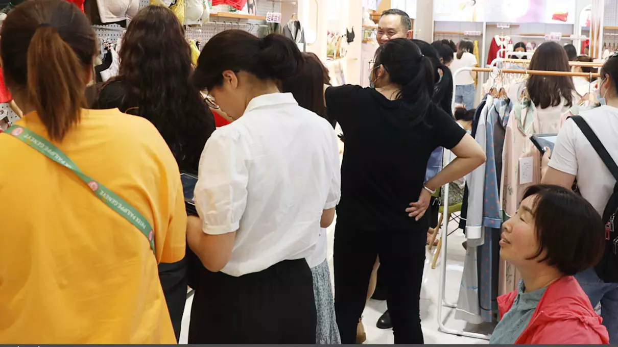 女人心内衣总部在哪里(17)