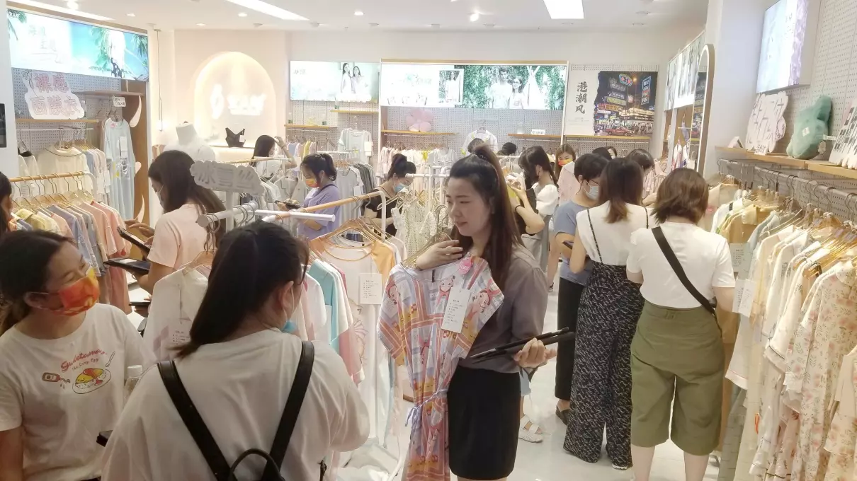 女人心内衣总部在哪里(20)