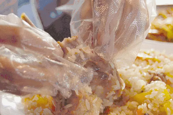 楼兰新疆主题餐厅是清真的吗(1)