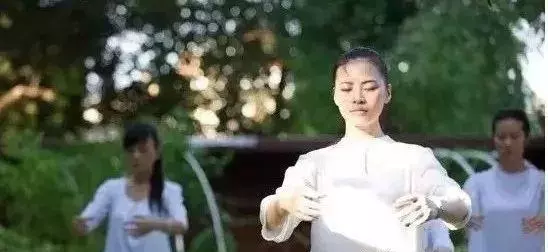 桩功的练法与站桩的作用(6)
