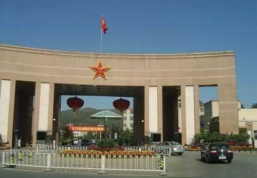 鹿晗家庭背景为什么没人知道(6)