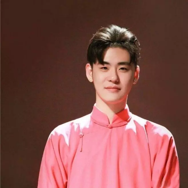 张云雷怎么从南京站摔下去的(25)