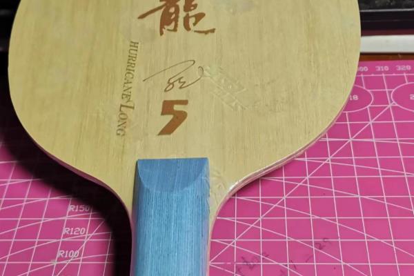 护木液涂完要过24小时才能粘胶皮吗.