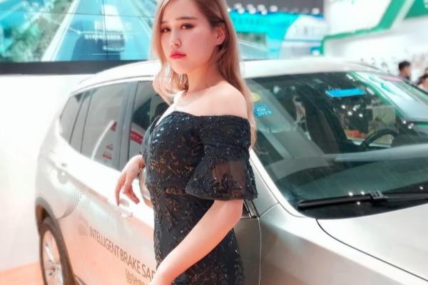 礼仪服装展示工作可靠吗.