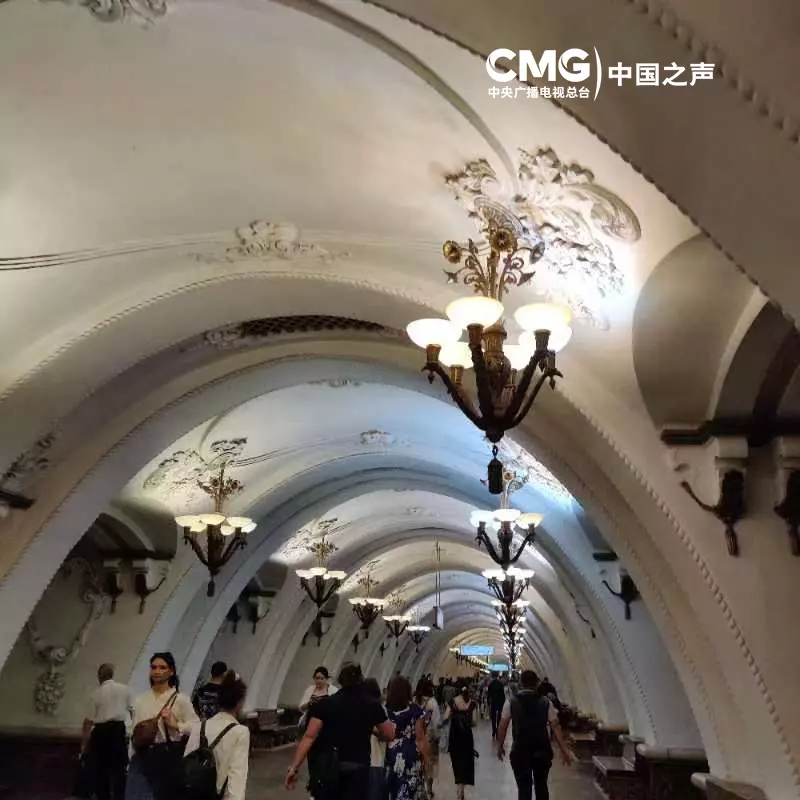 地铁环线一直不停的跑吗(2)