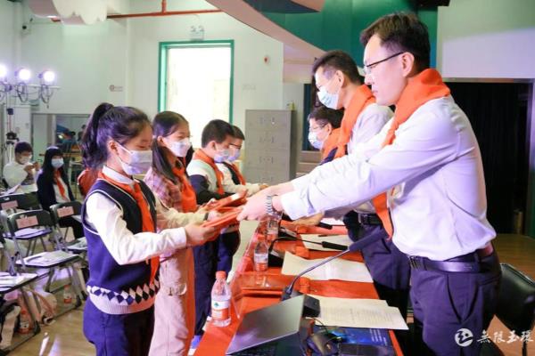 林森火小学附属什么学校.