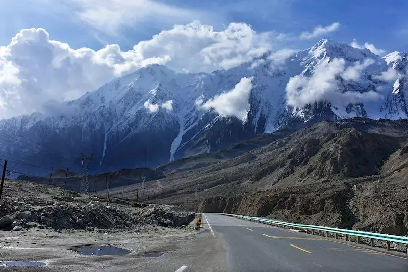 乌恰两山交汇处属于哪个乡镇(1)