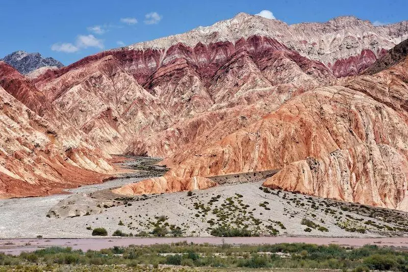 乌恰两山交汇处属于哪个乡镇(24)