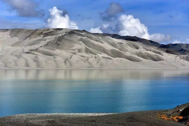 乌恰两山交汇处属于哪个乡镇(3)