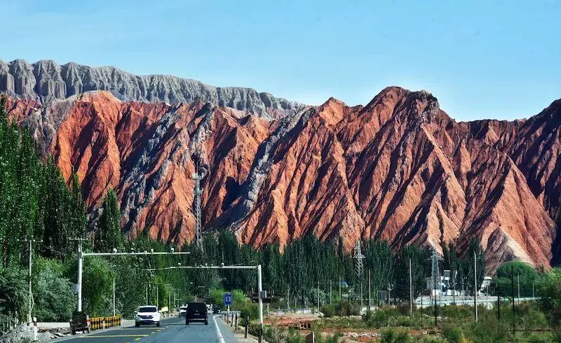 乌恰两山交汇处属于哪个乡镇(6)