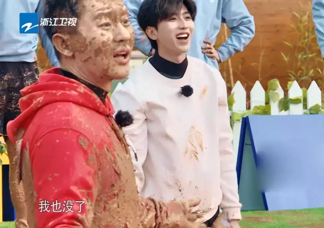 天天向上王一博泼水导演是哪一期(12)
