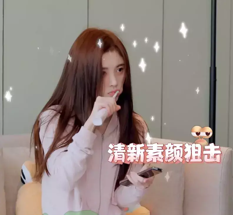 天天向上王一博泼水导演是哪一期(21)