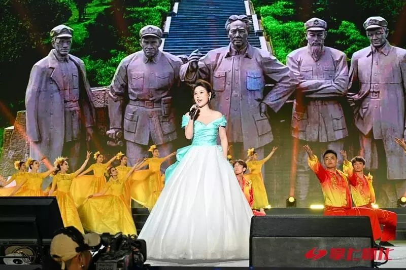 五十六个民族五十六朵花歌名叫什么(9)