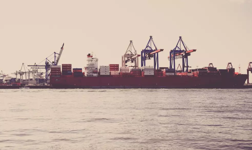 订舱费是按货柜数,还是按票数(2)