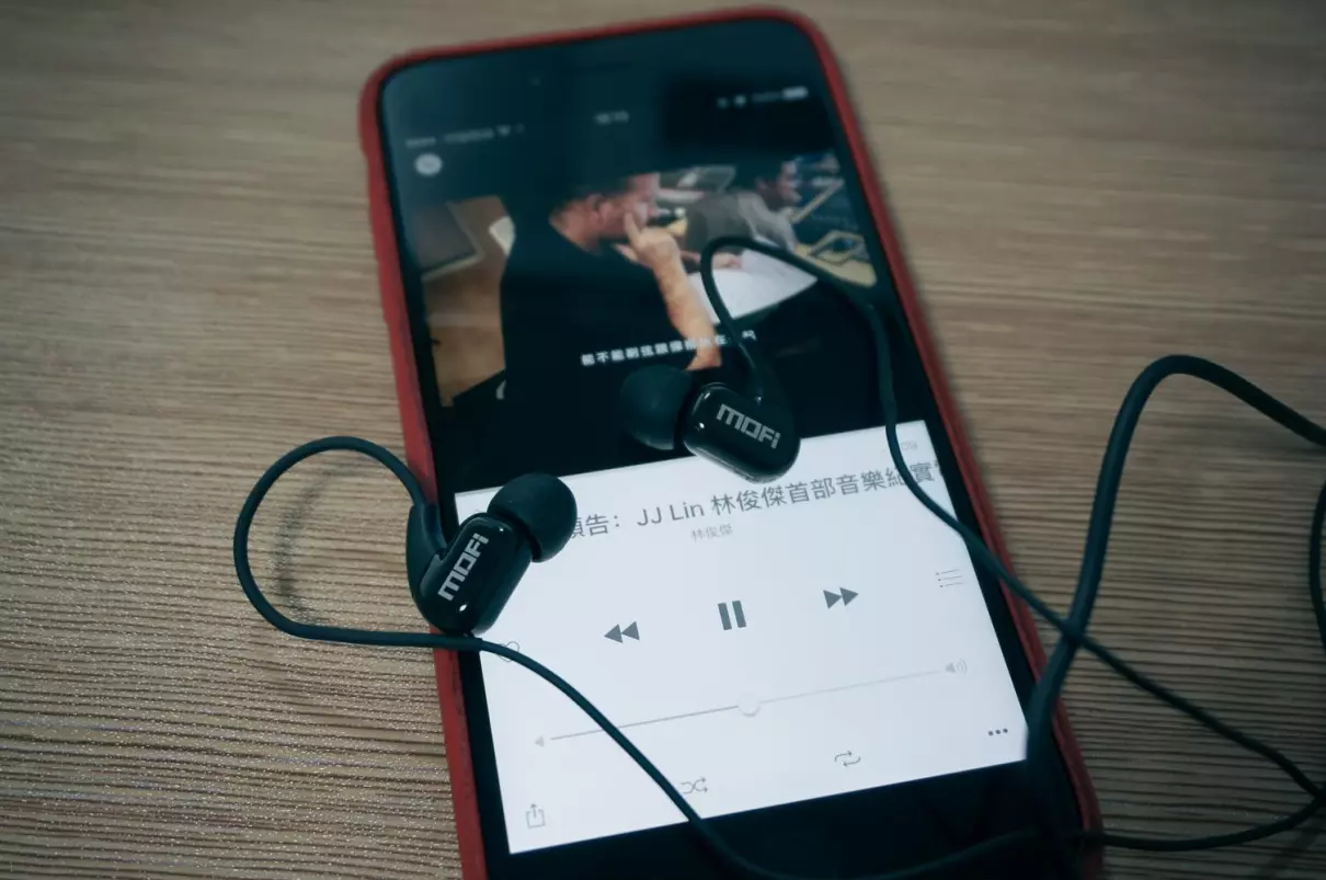 莫凡是什么品牌的衣服(8)