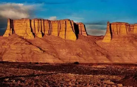 风力侵蚀作用形成的地貌有哪些(3)