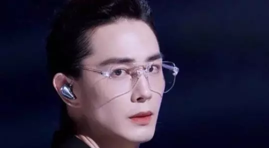 李承铉戚薇披荆斩棘唱的歌哪一期(1)