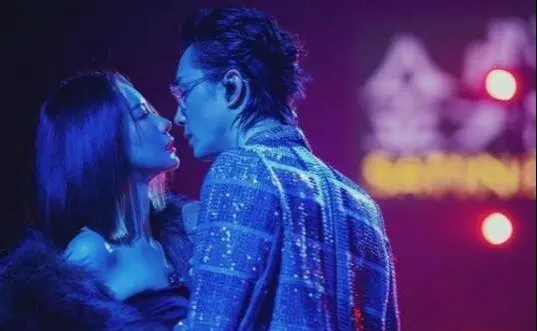 李承铉戚薇披荆斩棘唱的歌哪一期(4)