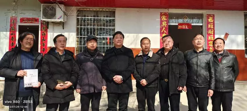 关于红色经典的书有哪些(3)