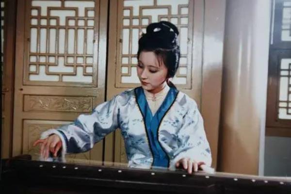 正白旗的曹雪芹真个别是什么意思.