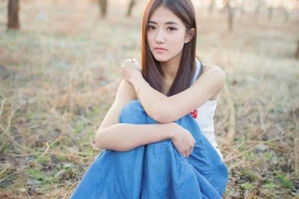 拈花一笑的下一句是什么.
