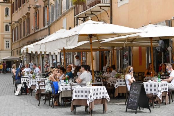 意大利和西班牙是一个国家吗.