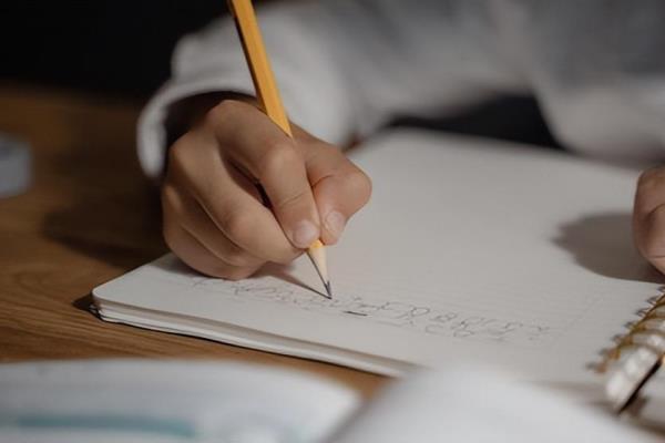 计算机科学与技术考研考哪些科目比较容易上岸.