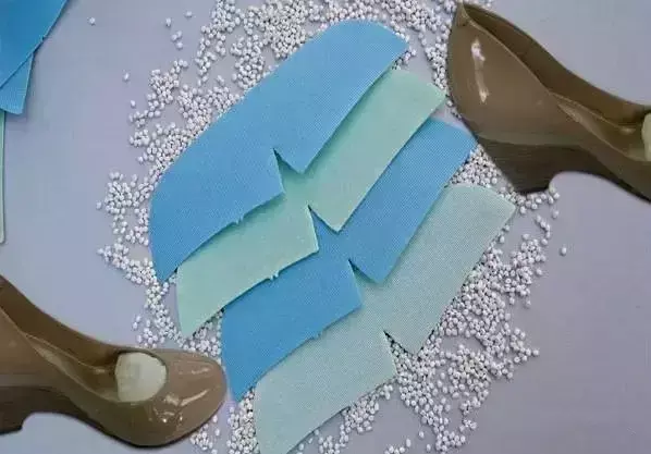 热熔胶条耐温多少度(1)