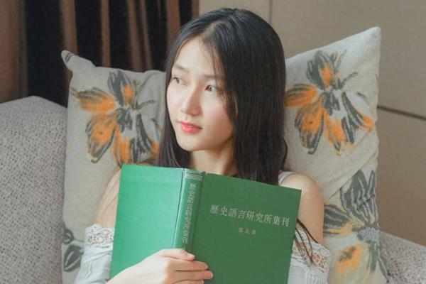 天蝎女喜欢什么样的男生的表现.
