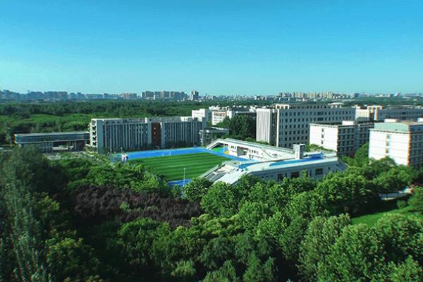 时代发展要求教师实施什么教学.