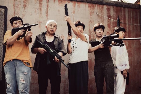 朱一旦里的演员.