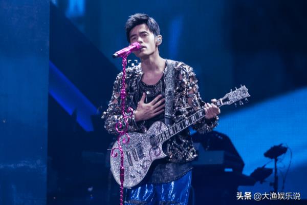 香港三代歌神分别是谁.