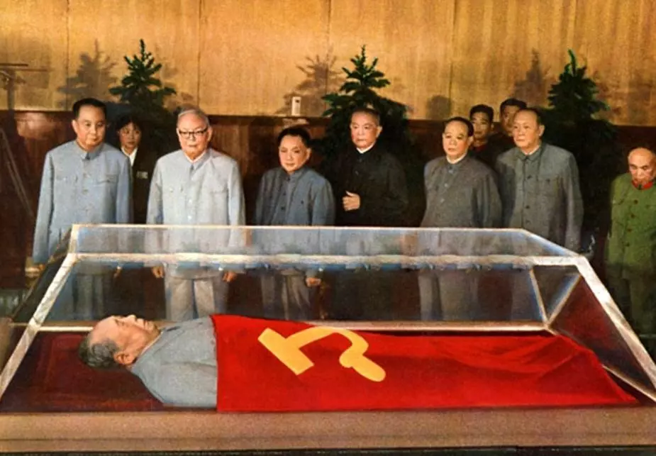 水晶棺材是什么意思(2)