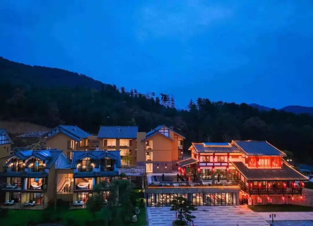 曾家山避暑包吃住宿哪家最便宜(1)