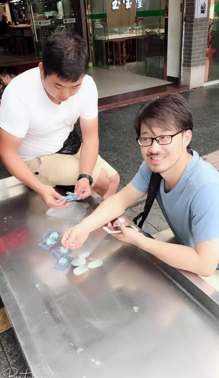 华林寺玉器批发市场玉真的吗(16)