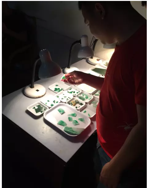 华林寺玉器批发市场玉真的吗(25)