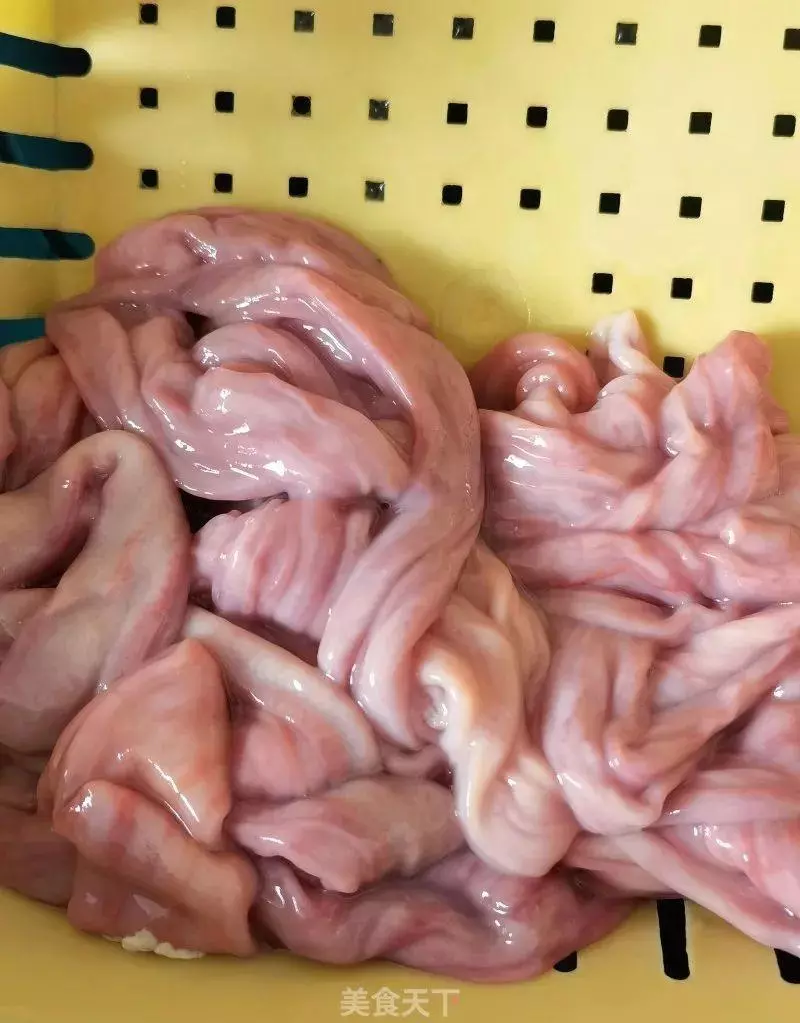 小肠灌莲子汤加什么一起炖(2)