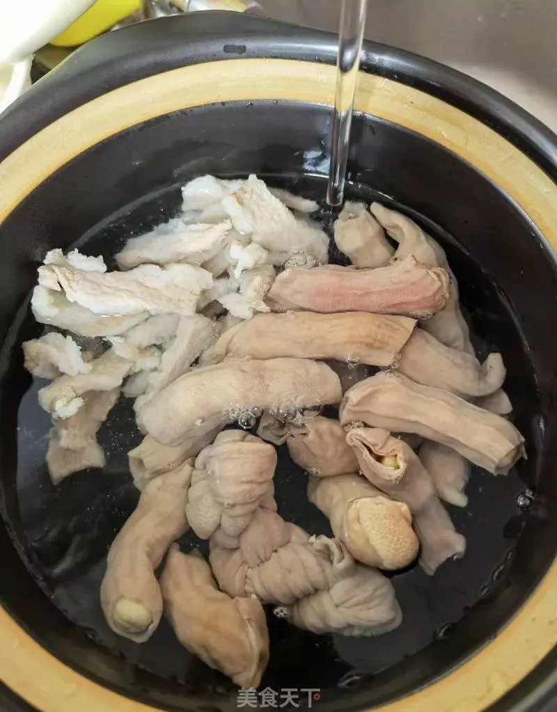 小肠灌莲子汤加什么一起炖(8)