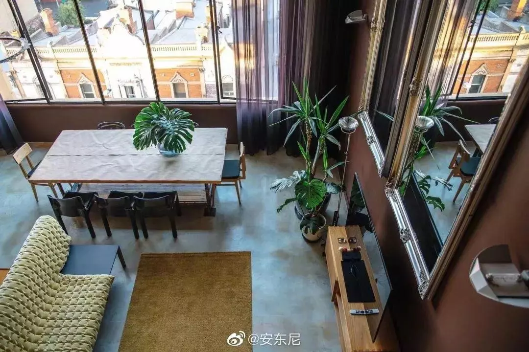 作家安东尼喜欢男生还是女生(42)