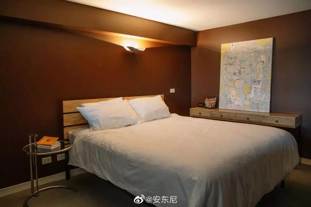 作家安东尼喜欢男生还是女生(44)