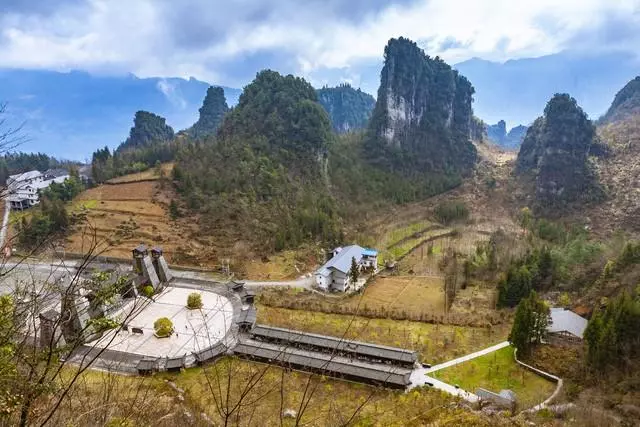 恩施大峡谷必须坐缆车上山吗(2)